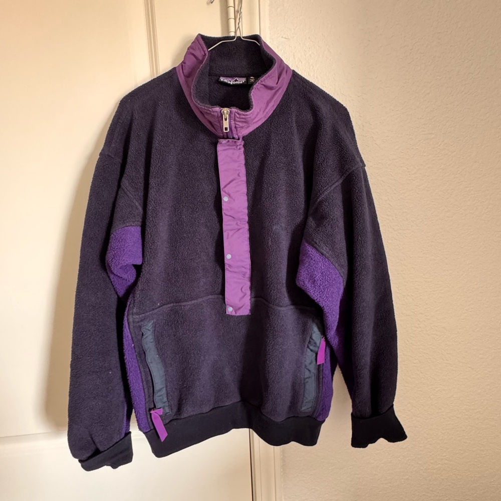 Patagonia Purple and Black Fleece Jacket